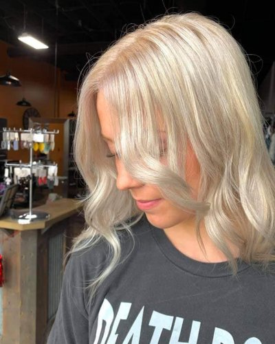 platinum-blonde-by-Madi-605-styling-co-sioux-falls-sd