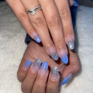 glitter nails sioux falls Kim Berning