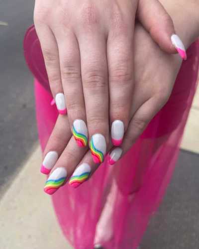 rainbow-nails-nail-art-sioux-falls-2