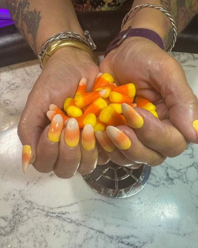 candy-corn-nails-nail-art-sioux-falls-2